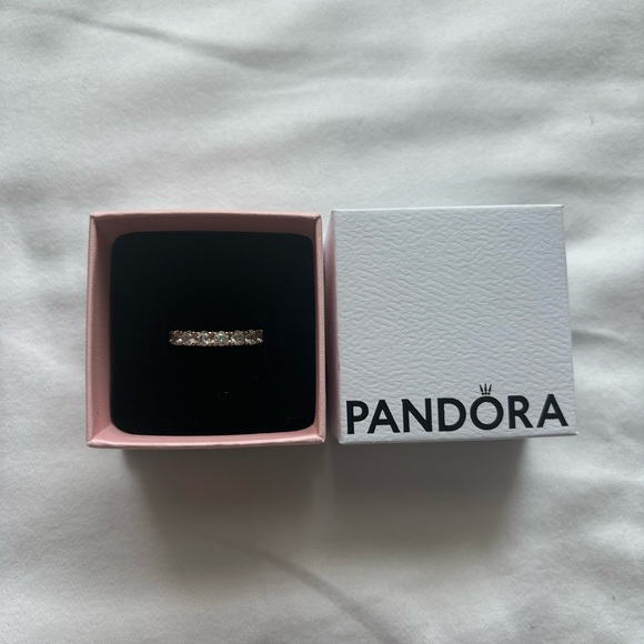 Sparkling Row Eternity Ring Pandora - Picture 1 of 2